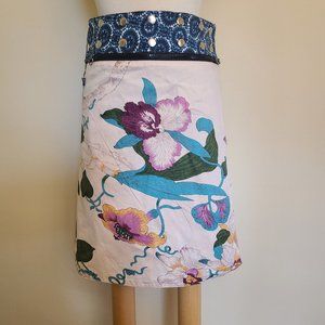 Zand Amsterdam Floral Reversible  & Adjustable Skirt